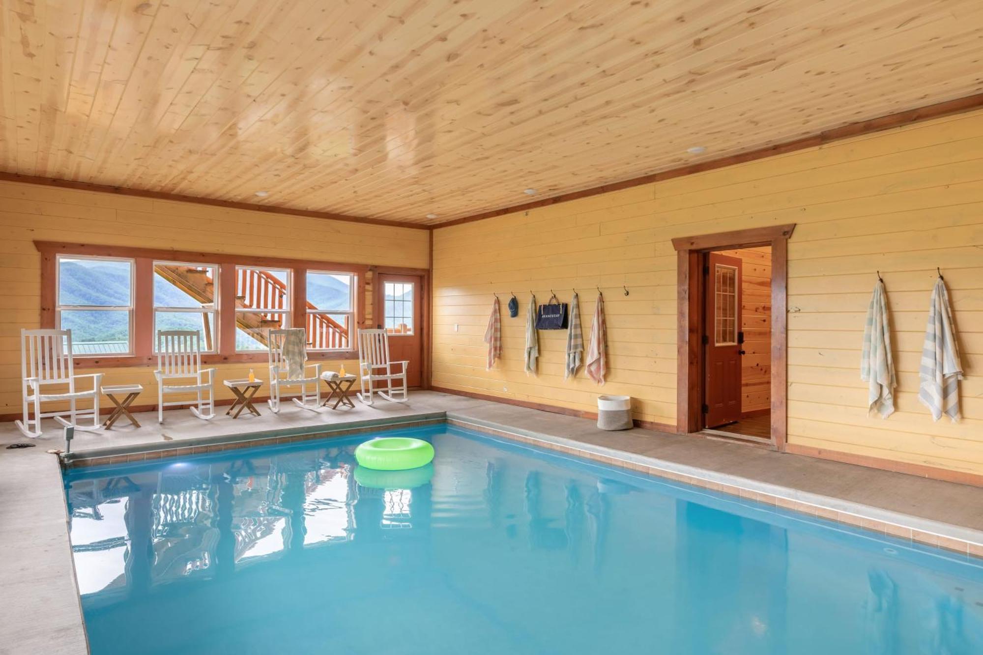 Sugarland By Avantstay Sleeps 28 Home Theatre Two Hot Tubs Indoor Pool Incredible Views Pigeon Forge Dış mekan fotoğraf