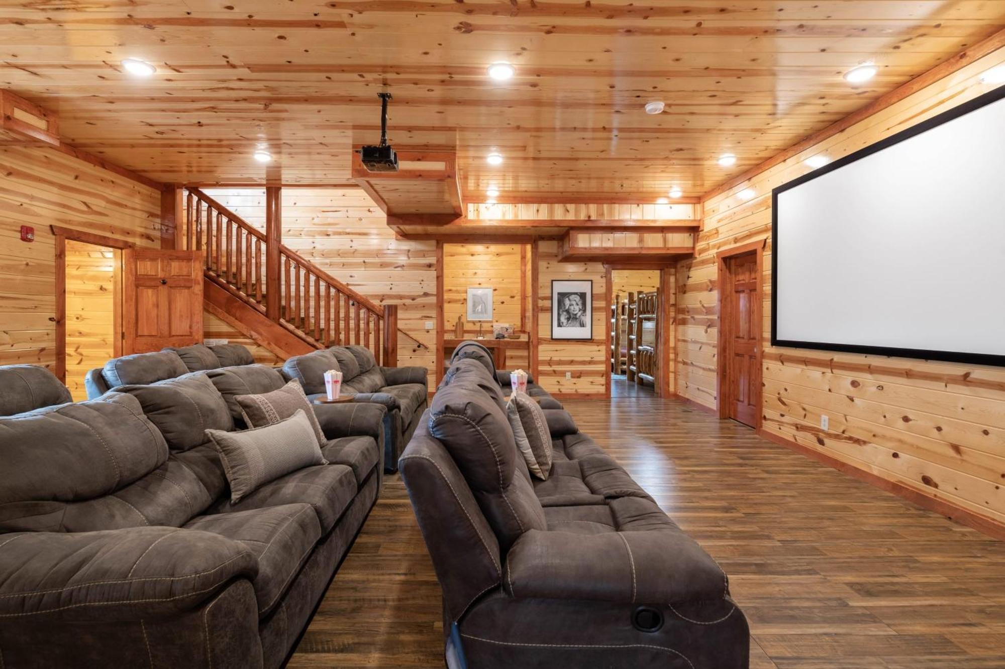 Sugarland By Avantstay Sleeps 28 Home Theatre Two Hot Tubs Indoor Pool Incredible Views Pigeon Forge Dış mekan fotoğraf