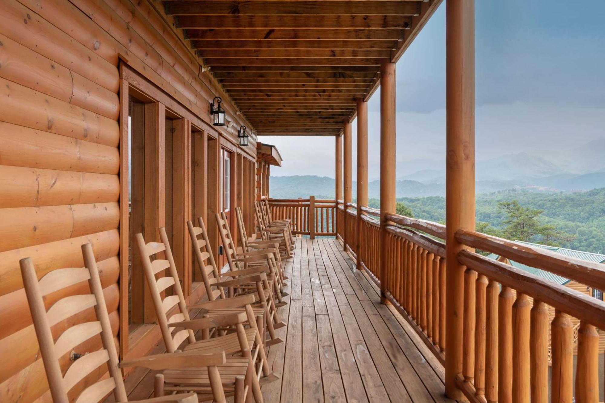 Sugarland By Avantstay Sleeps 28 Home Theatre Two Hot Tubs Indoor Pool Incredible Views Pigeon Forge Dış mekan fotoğraf