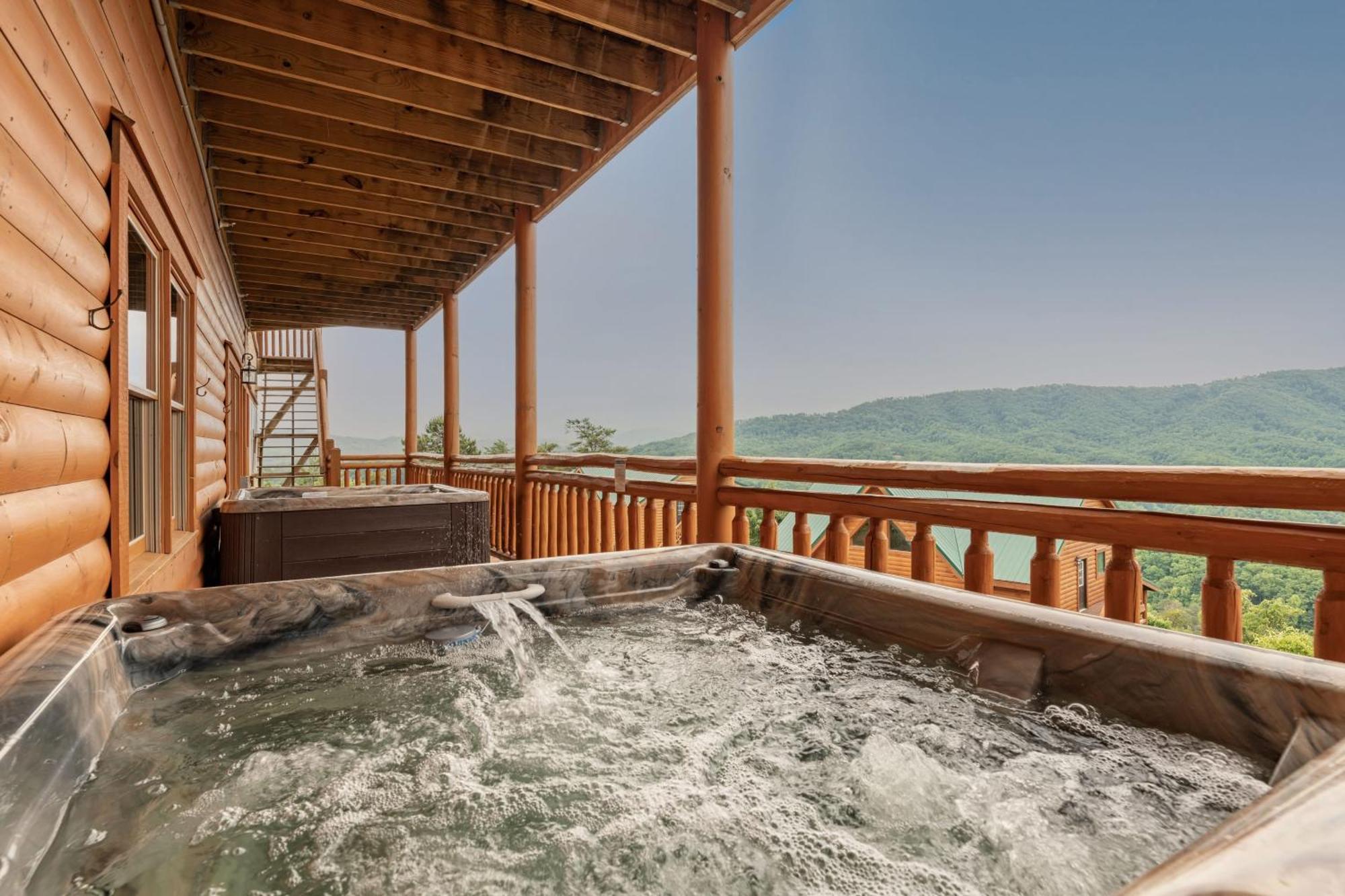 Sugarland By Avantstay Sleeps 28 Home Theatre Two Hot Tubs Indoor Pool Incredible Views Pigeon Forge Dış mekan fotoğraf